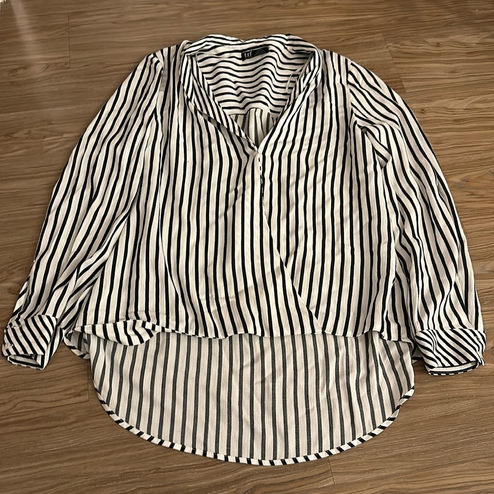 Women’s Zara Blouse